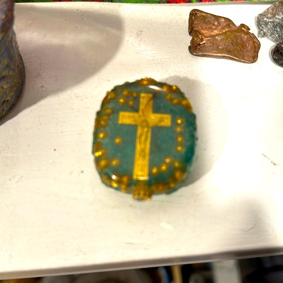 Art By William Holman Cross ,Buddha Egyptian box . signed listed individually - Picture 10 of 16